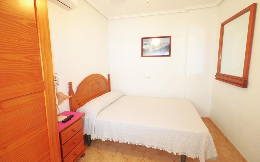 Resale - Bungalow -
Torrevieja - El Limonar