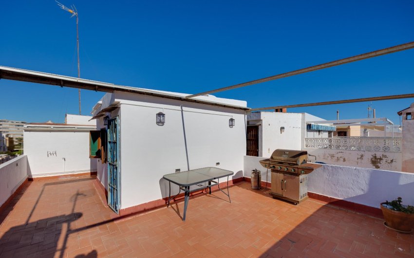 Resale - Bungalow -
Torrevieja - La Mata