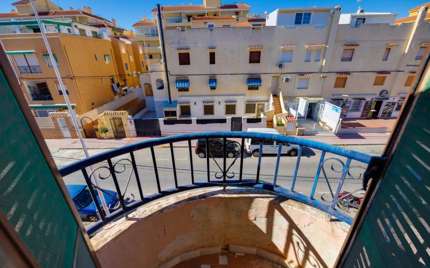 Resale - Bungalow -
Torrevieja - La Mata