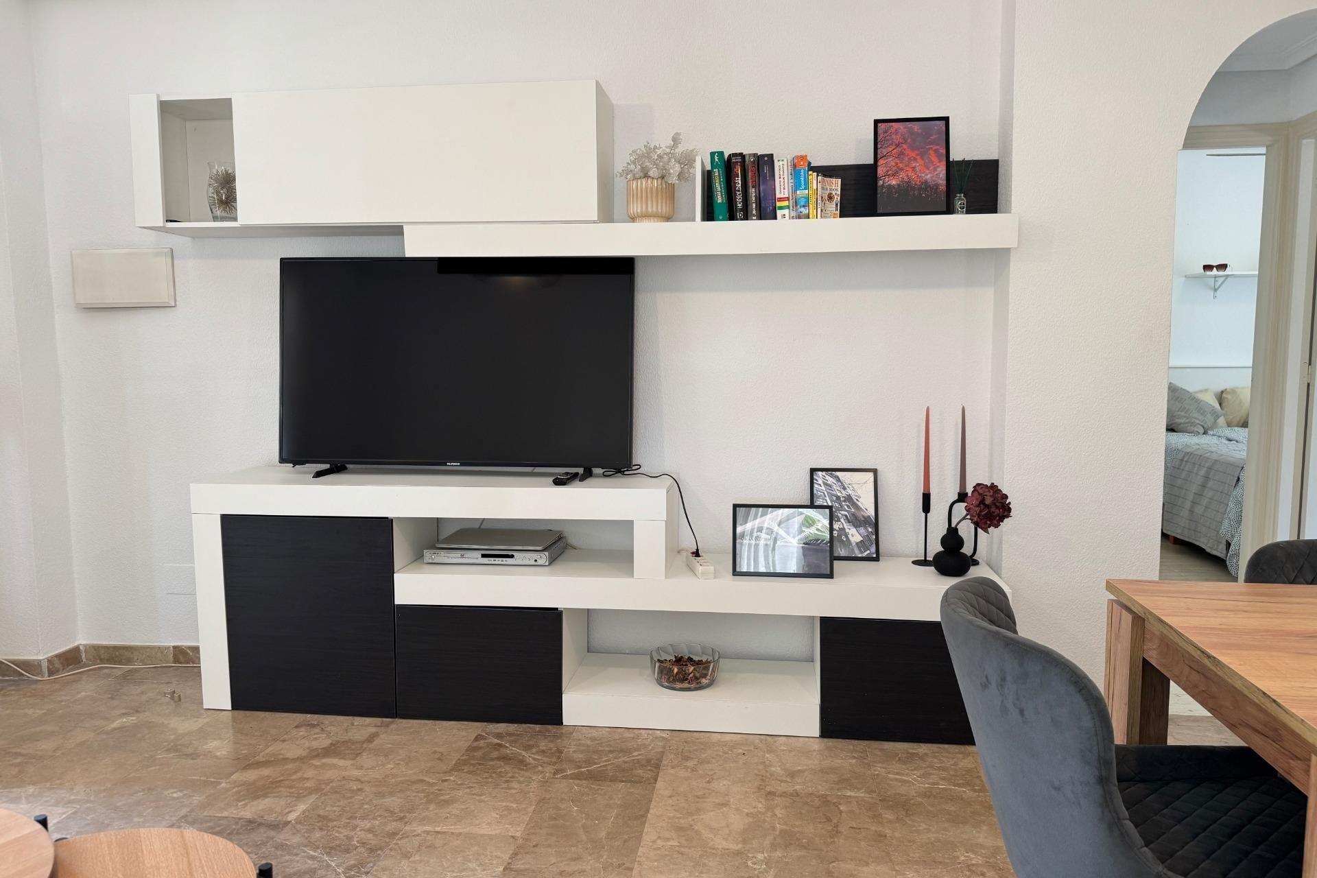 Resale - Bungalow -
Torrevieja - La Siesta - El Salado - Torreta