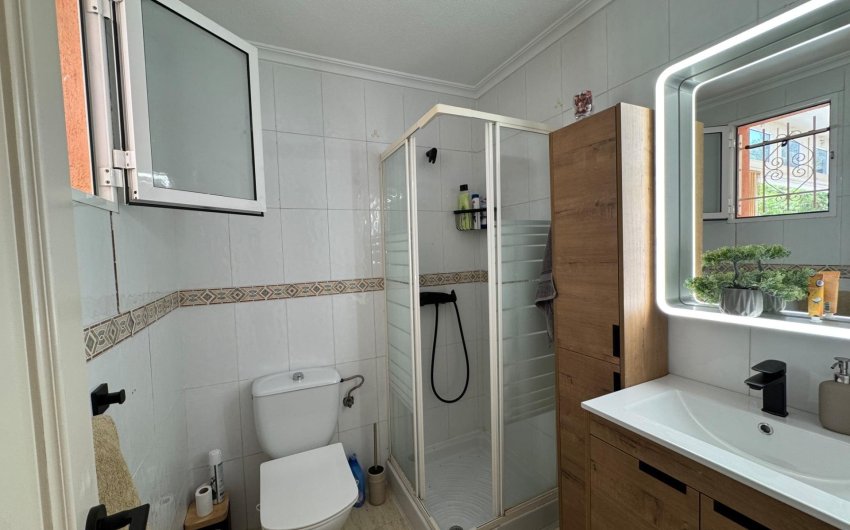 Resale - Bungalow -
Torrevieja - La Siesta - El Salado - Torreta