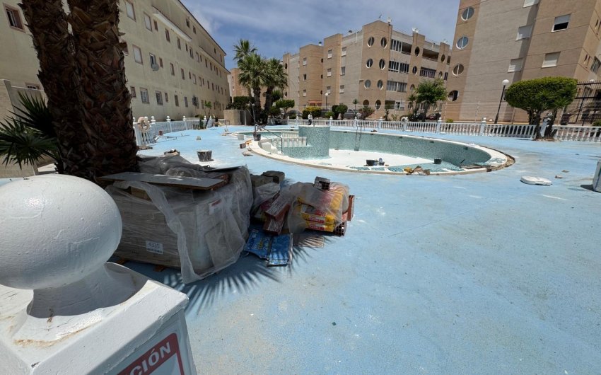 Resale - Bungalow -
Torrevieja - La Siesta - El Salado - Torreta