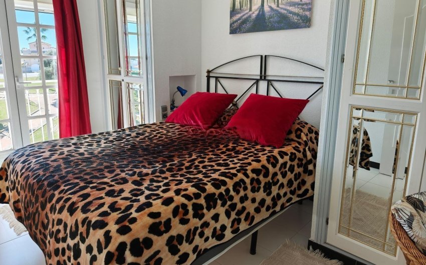 Resale - Bungalow -
Torrevieja - Los Balcones - Los Altos del Edén