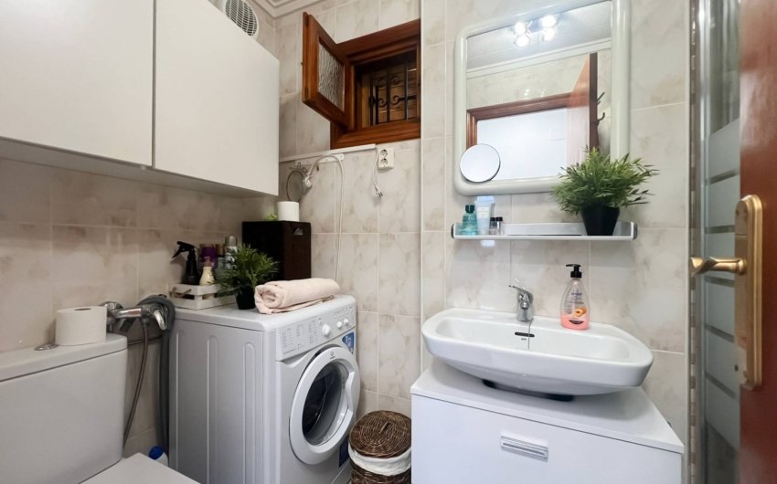 Resale - Bungalow -
Torrevieja - Los Frutales