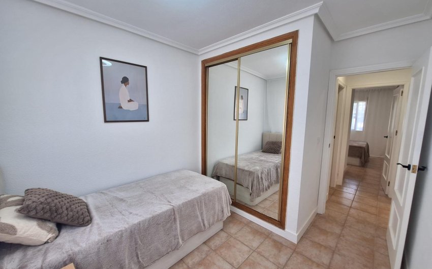 Resale - Bungalow -
Torrevieja - Sector 25