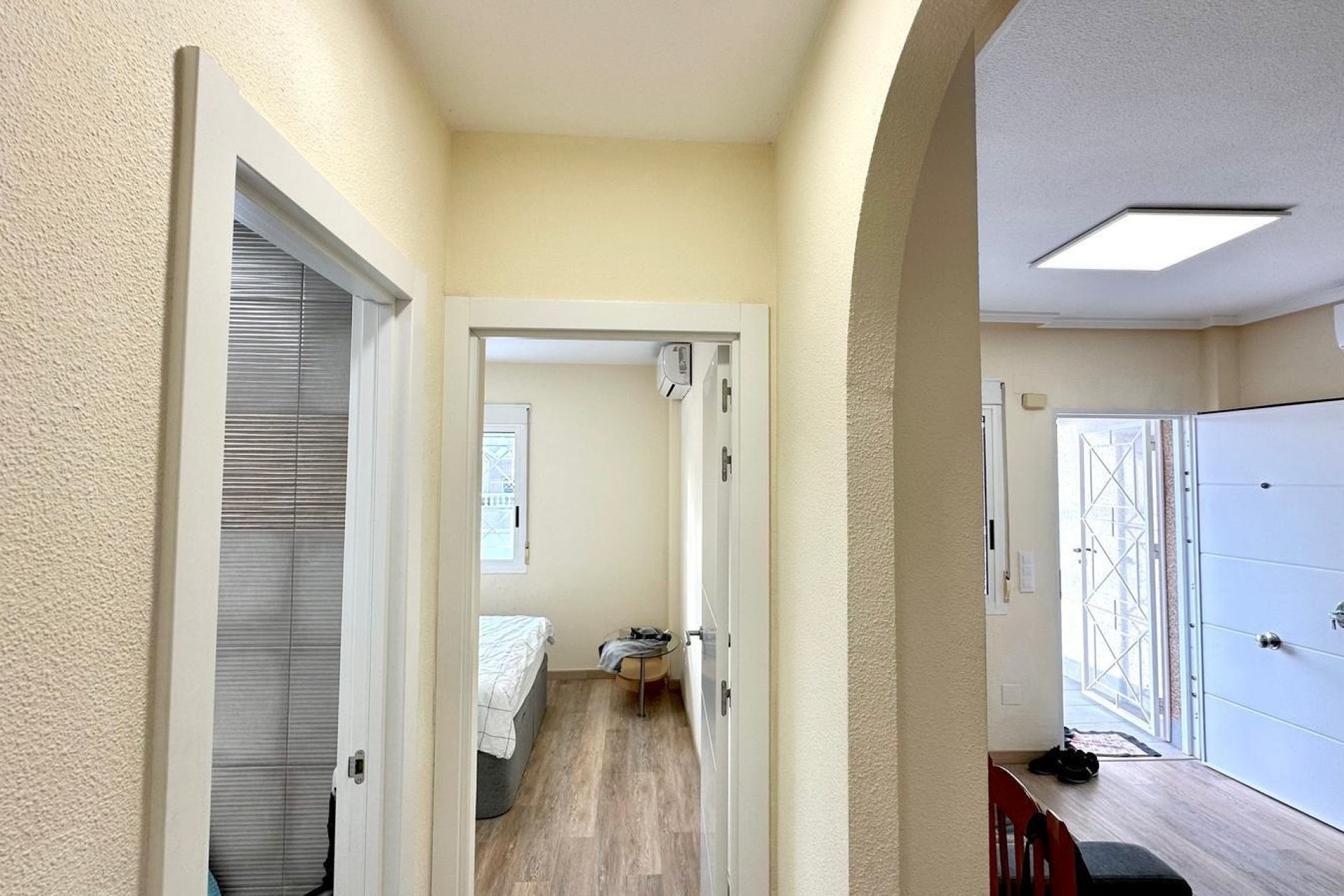 Resale - Bungalow -
Torrevieja - Torreblanca