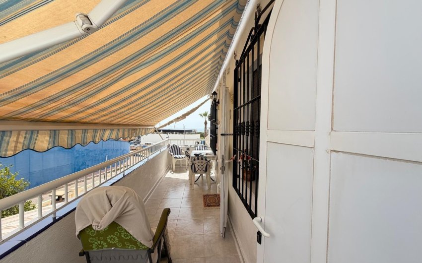 Resale - Bungalow -
Torrevieja - Torreblanca