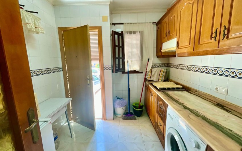Resale - Bungalow -
Torrevieja - Torreblanca