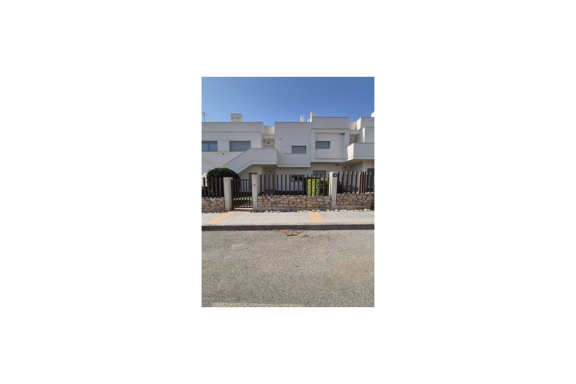 Resale - Bungalow -
Vistabella Golf Entre Naranjos - Inland