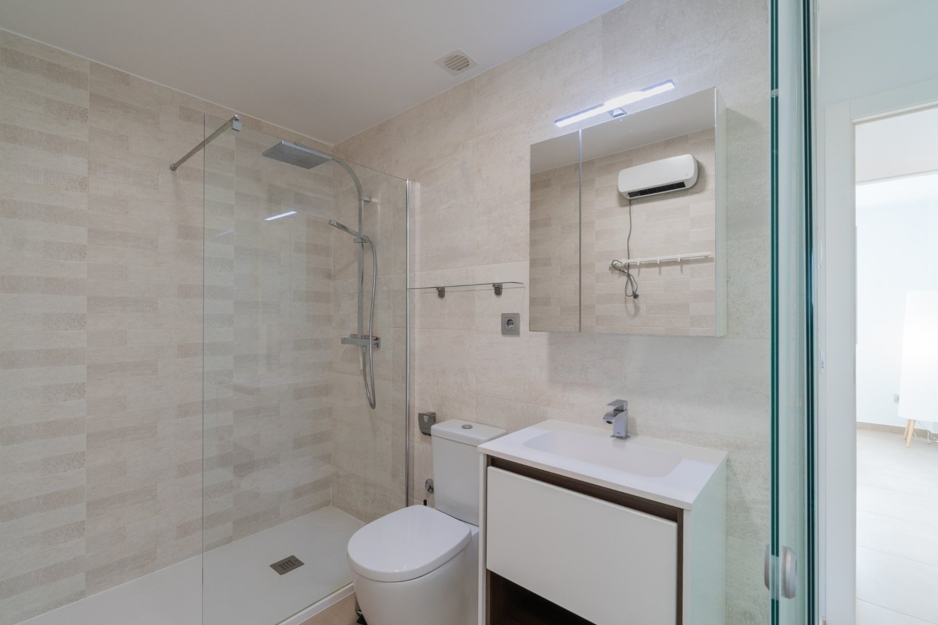 Resale - Bungalow -
Vistabella Golf Entre Naranjos - Inland