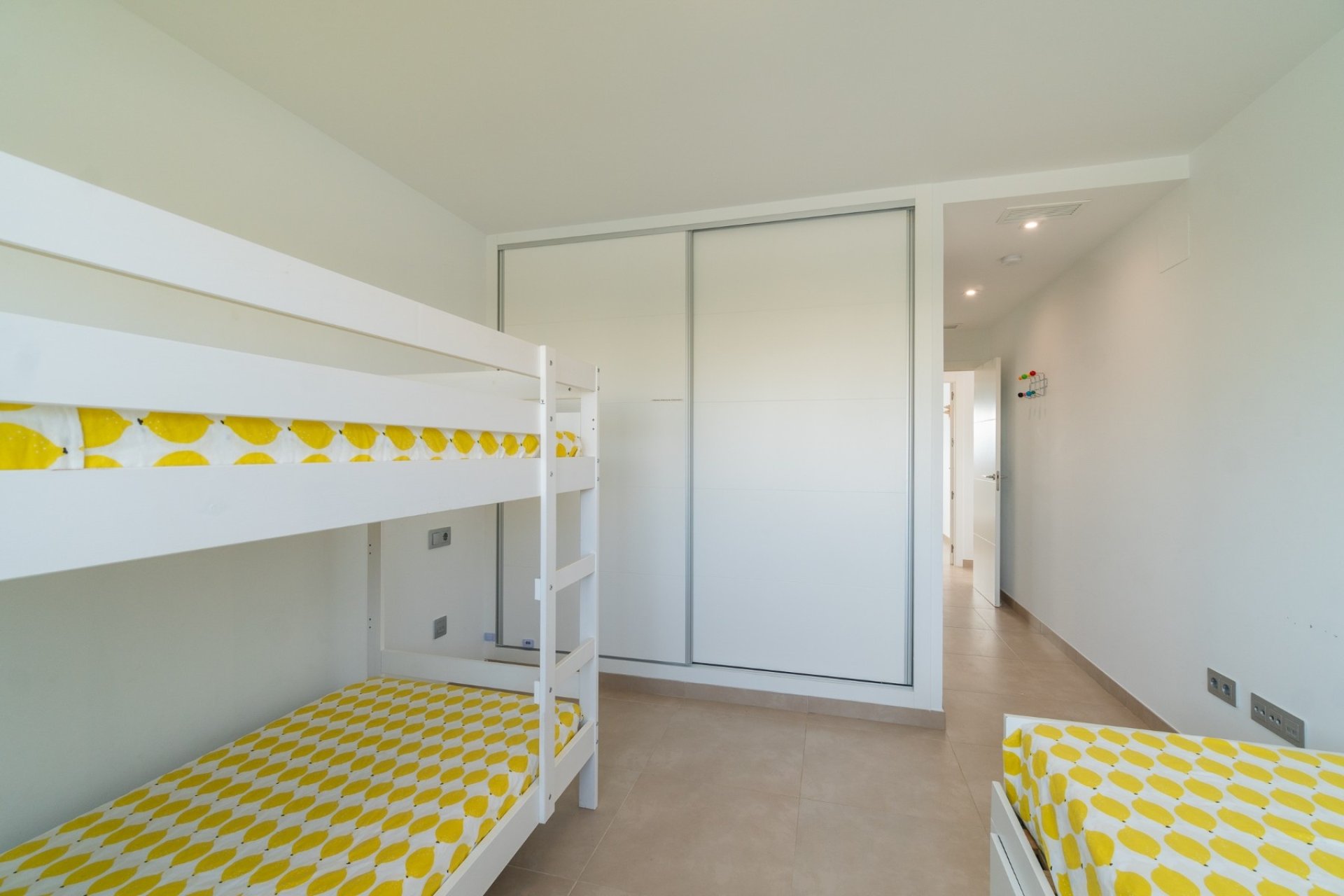 Resale - Bungalow -
Vistabella Golf Entre Naranjos - Inland