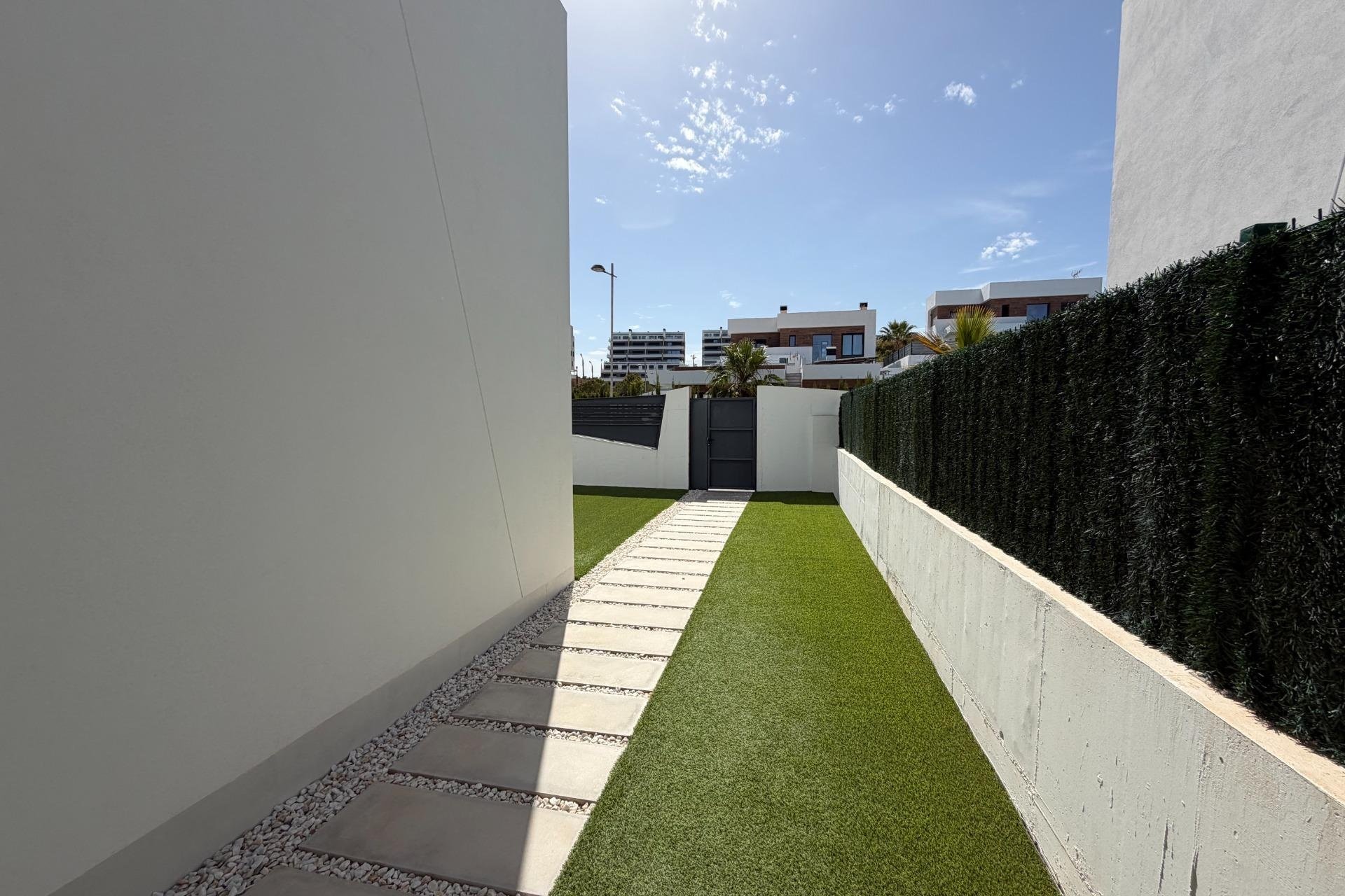 Resale - Casa -
Finestrat - Balcón de Finestrat-Terra Marina
