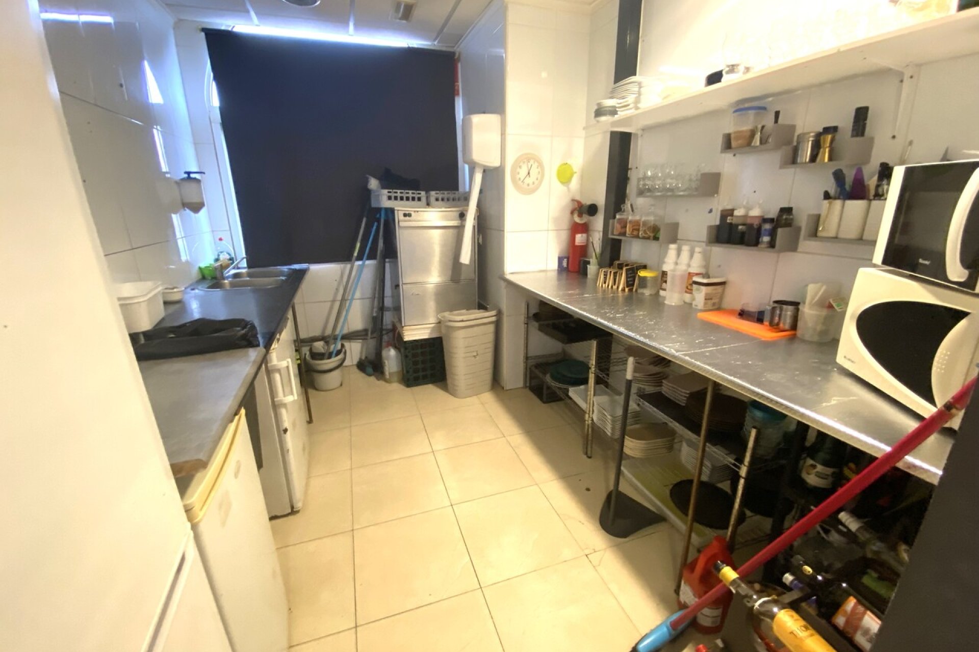 Resale - Commercial -
Algorfa - Inland