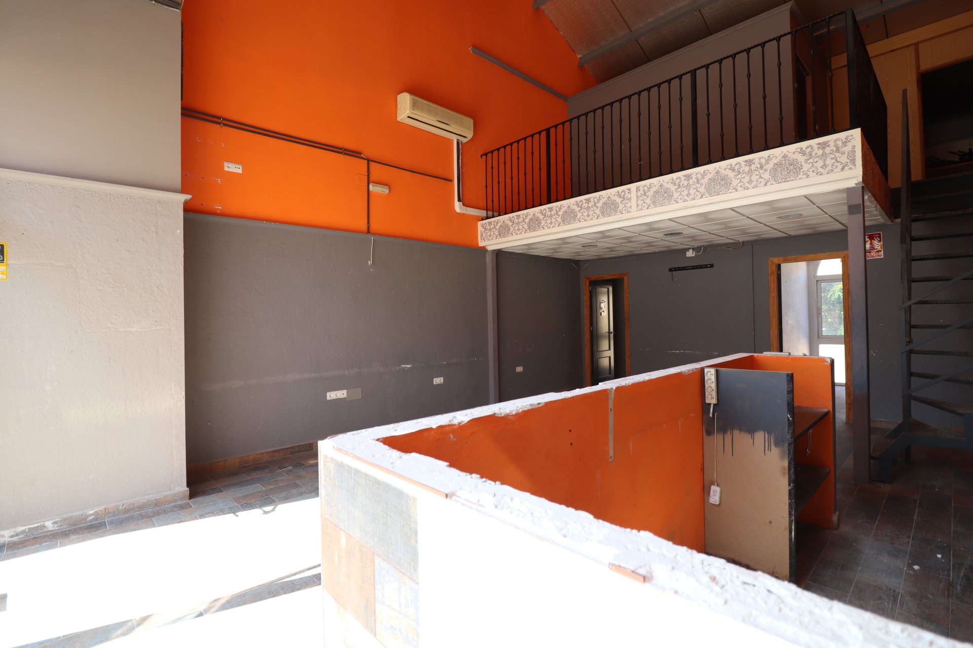 Resale - Commercial -
Algorfa - La Finca Golf Resort