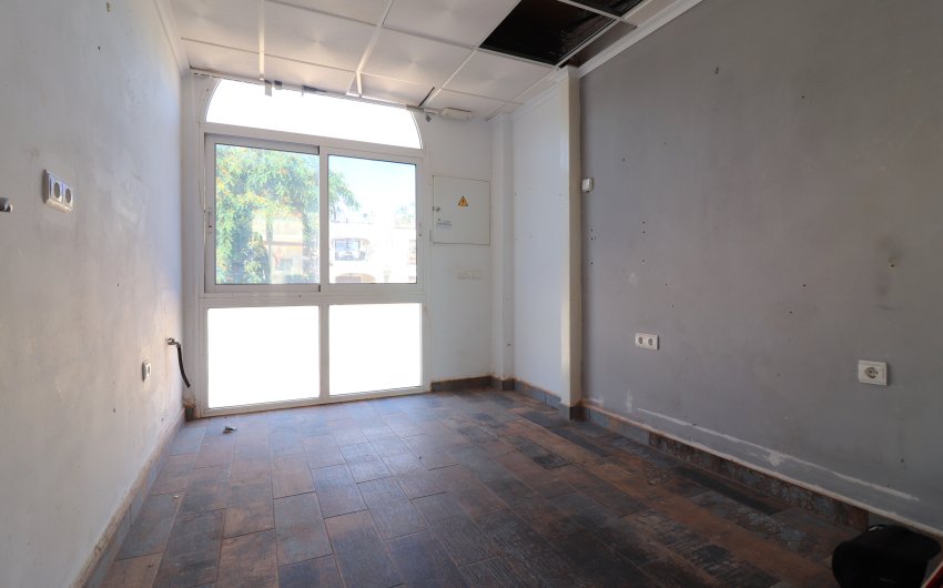 Resale - Commercial -
Algorfa - La Finca Golf Resort