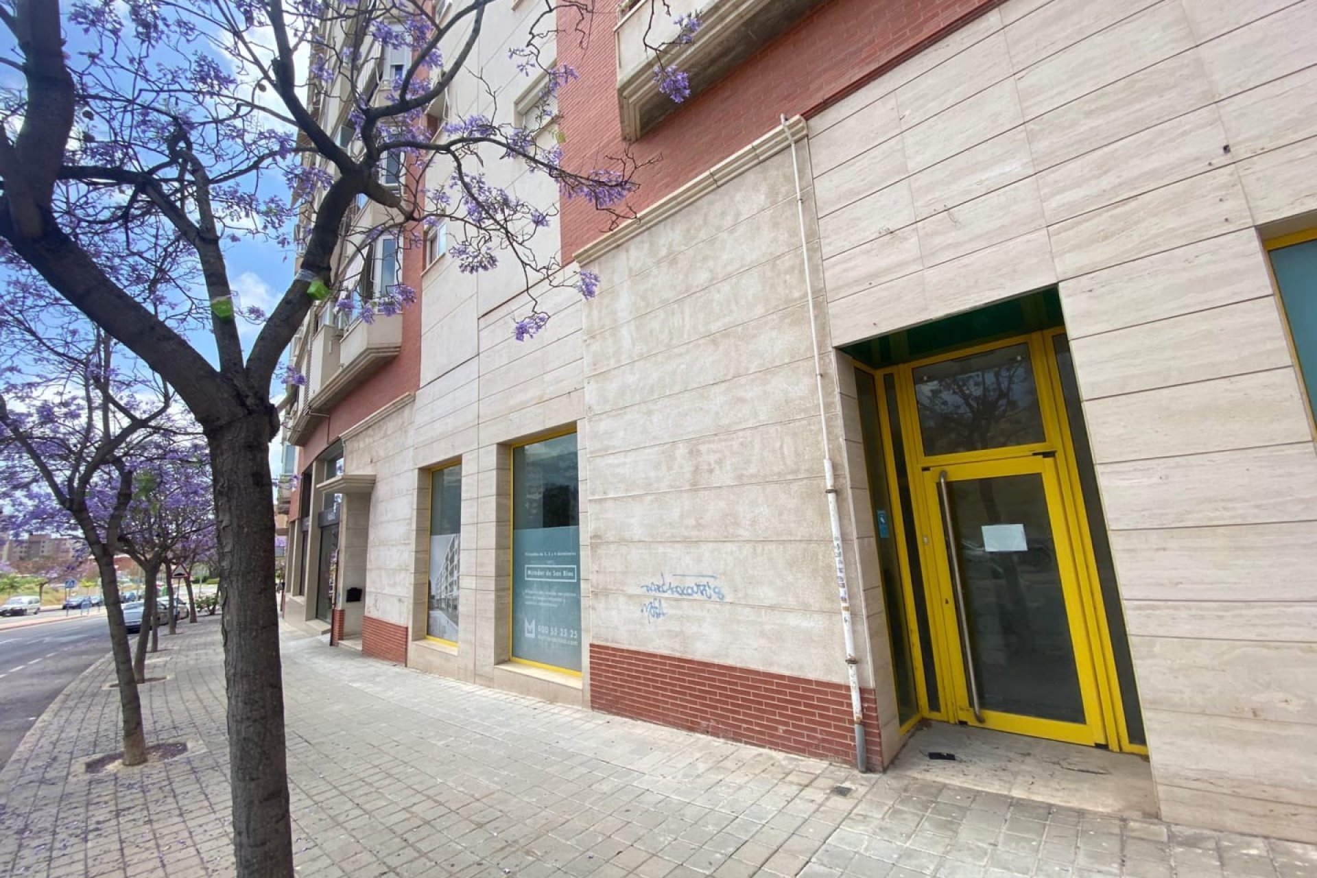 Resale - Commercial -
Alicante - San Agustin