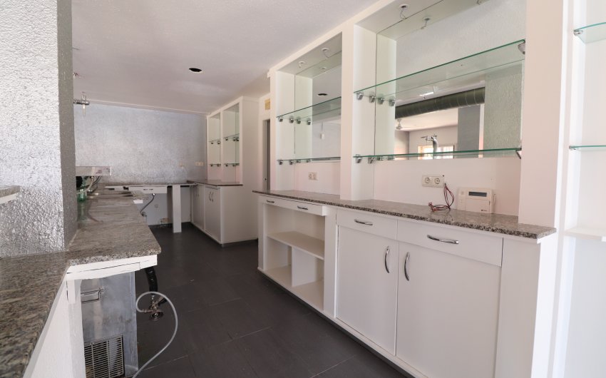 Resale - Commercial -
Ciudad Quesada - La Marquesa Golf