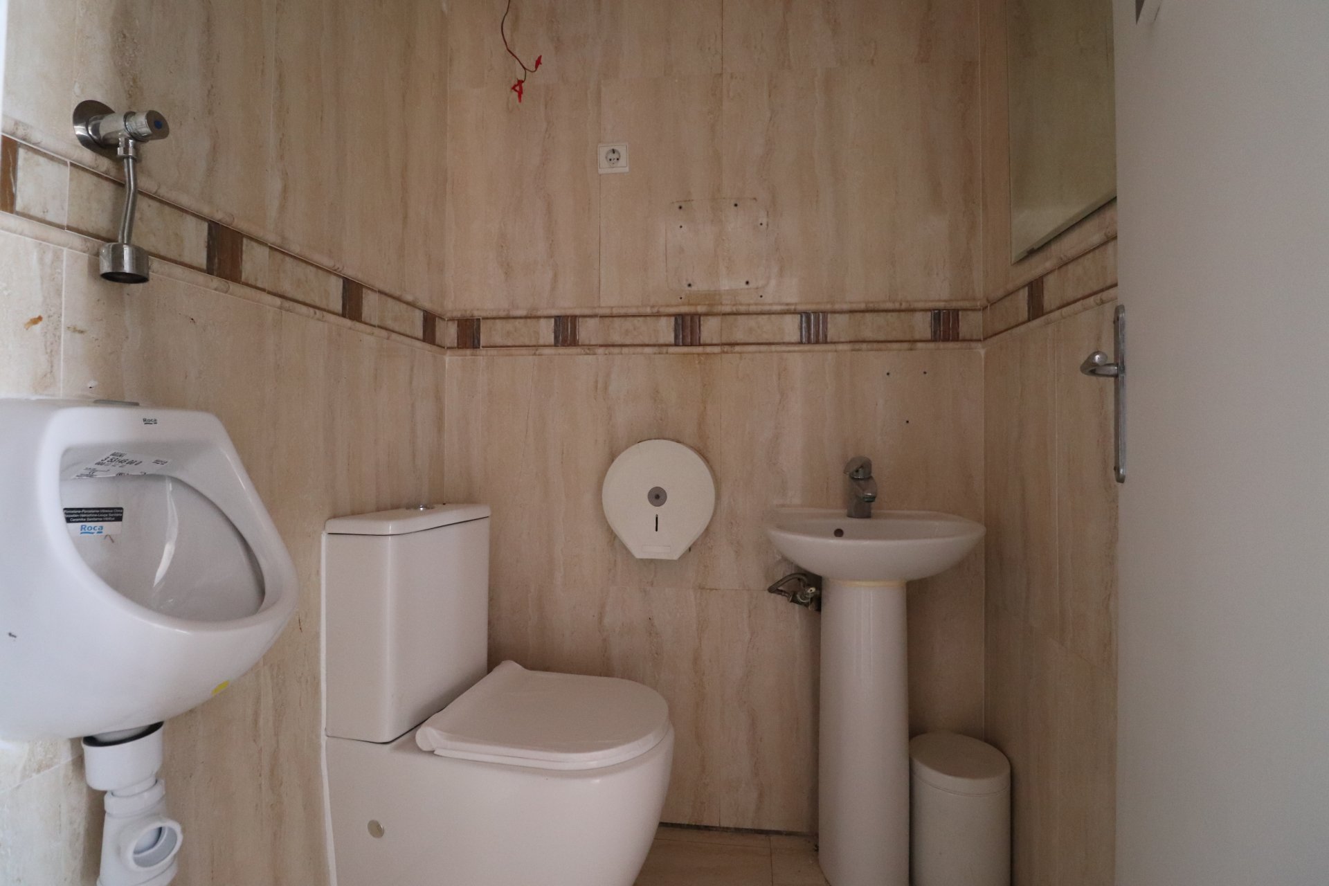 Resale - Commercial -
Ciudad Quesada - La Marquesa Golf