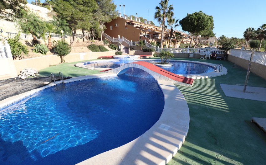 Resale - Commercial -
Ciudad Quesada - La Marquesa Golf