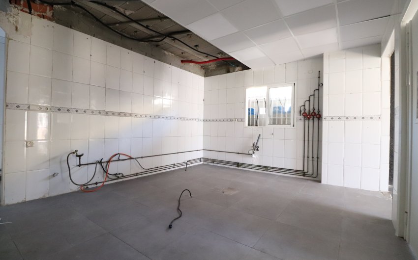 Resale - Commercial -
Ciudad Quesada - La Marquesa