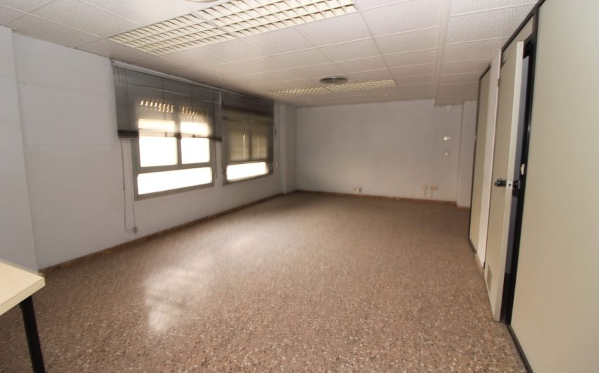 Resale - Commercial -
Elche - Carrus