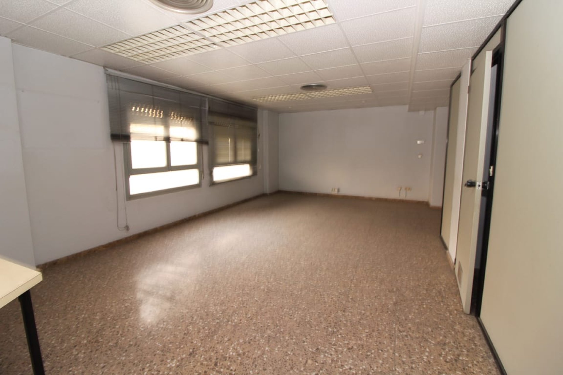 Resale - Commercial -
Elche - Carrus