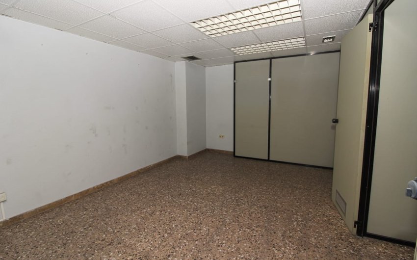 Resale - Commercial -
Elche - Carrus