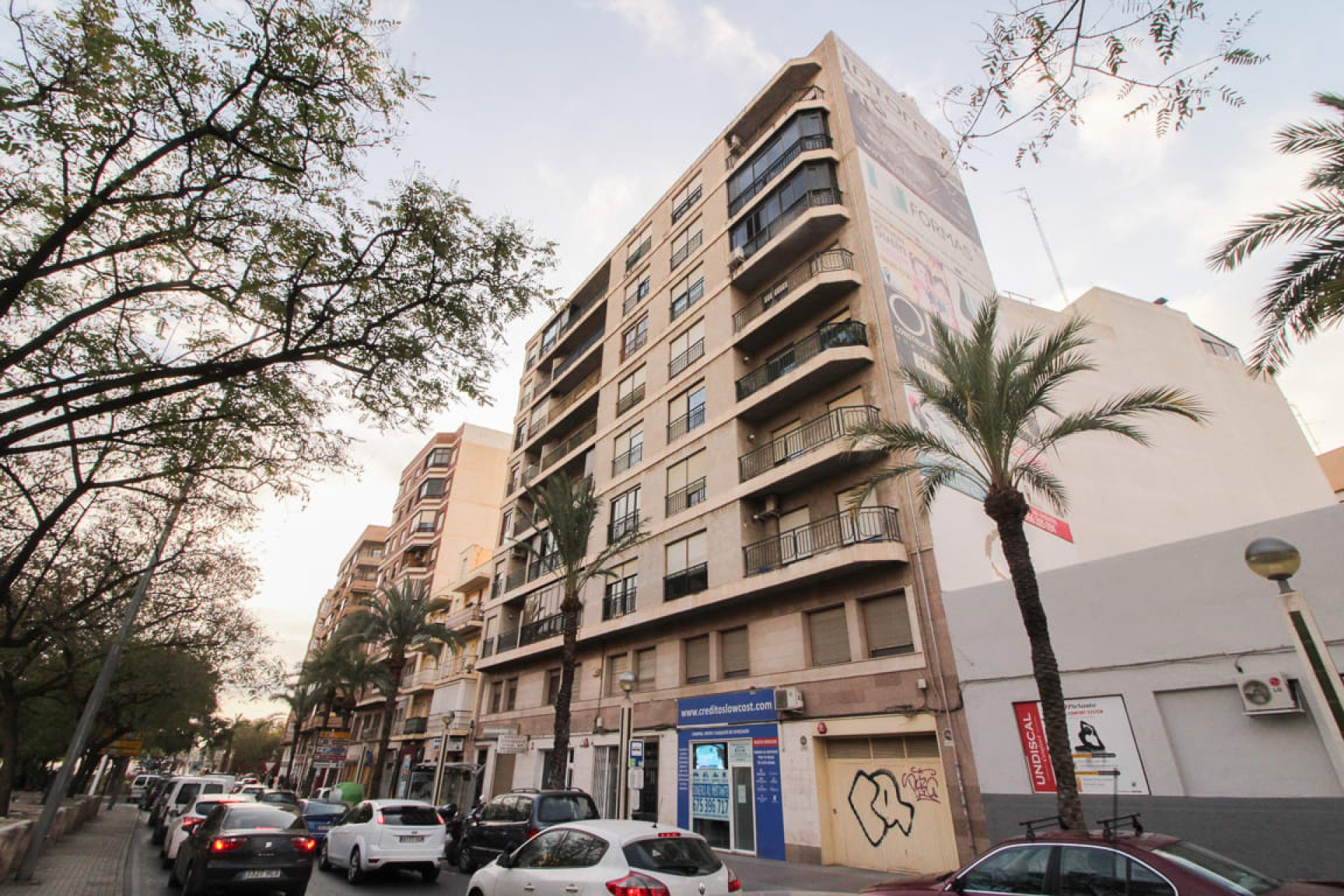 Resale - Commercial -
Elche - Carrus