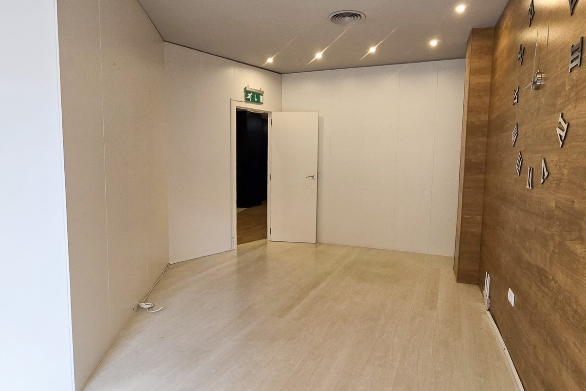 Resale - Commercial -
Guardamar del Segura - Center