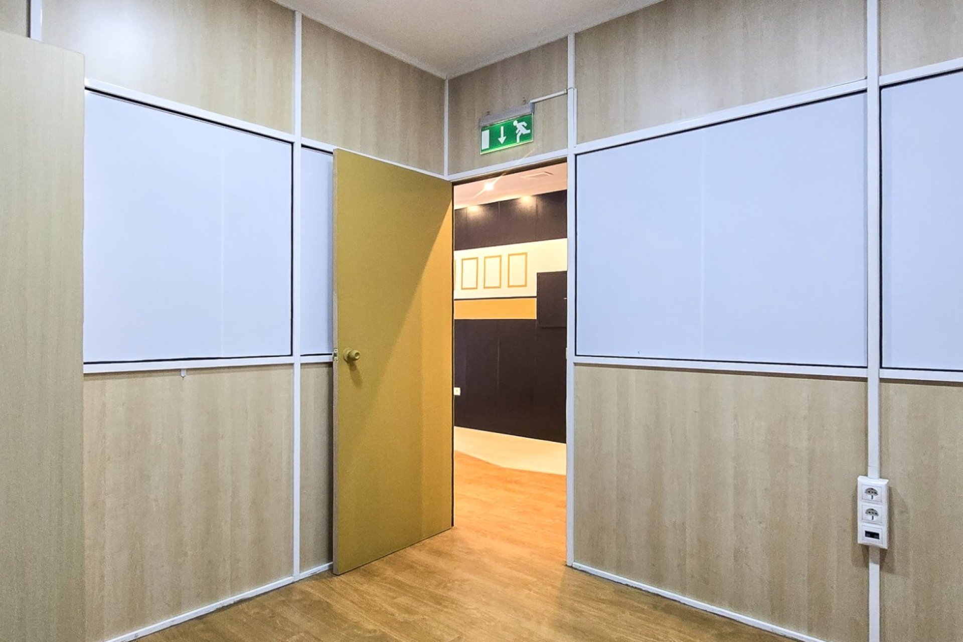 Resale - Commercial -
Guardamar del Segura - Center