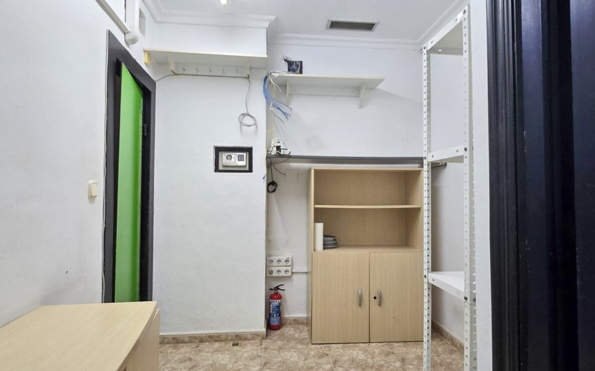 Resale - Commercial -
Guardamar del Segura - Center