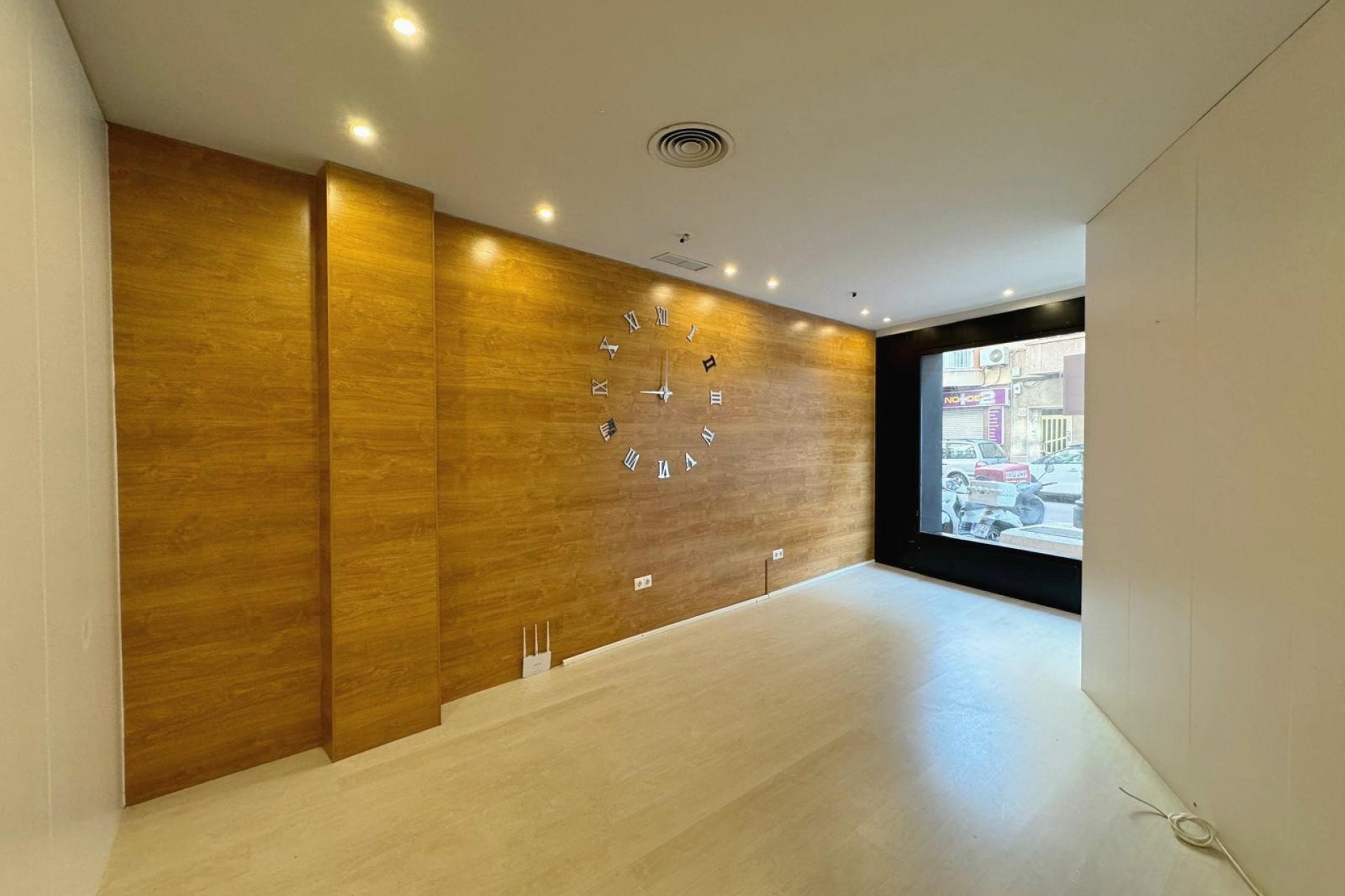 Resale - Commercial -
Guardamar del Segura