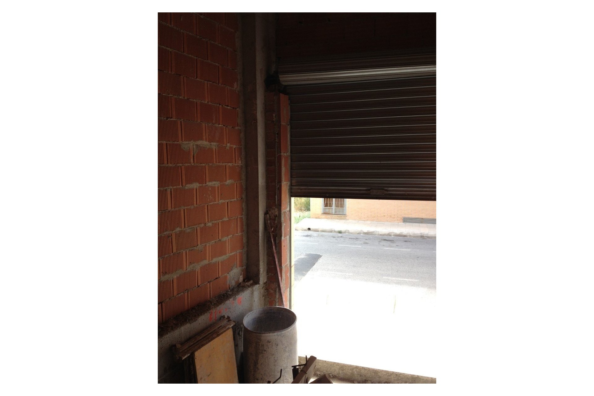 Resale - Commercial -
Los Montesinos