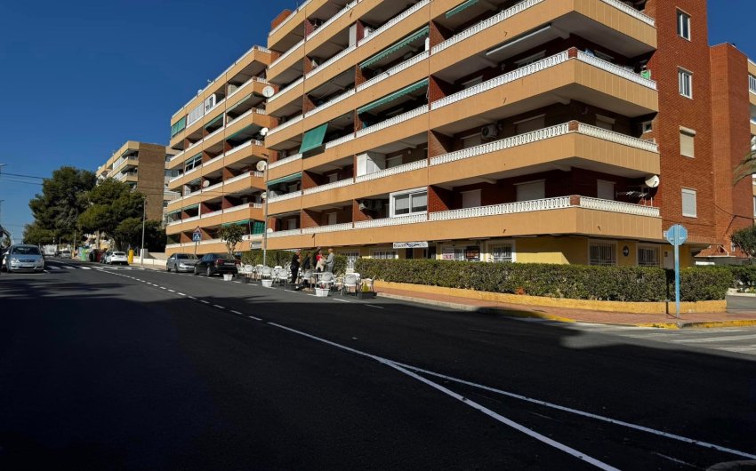 Resale - Commercial -
Orihuela Costa - Punta Prima