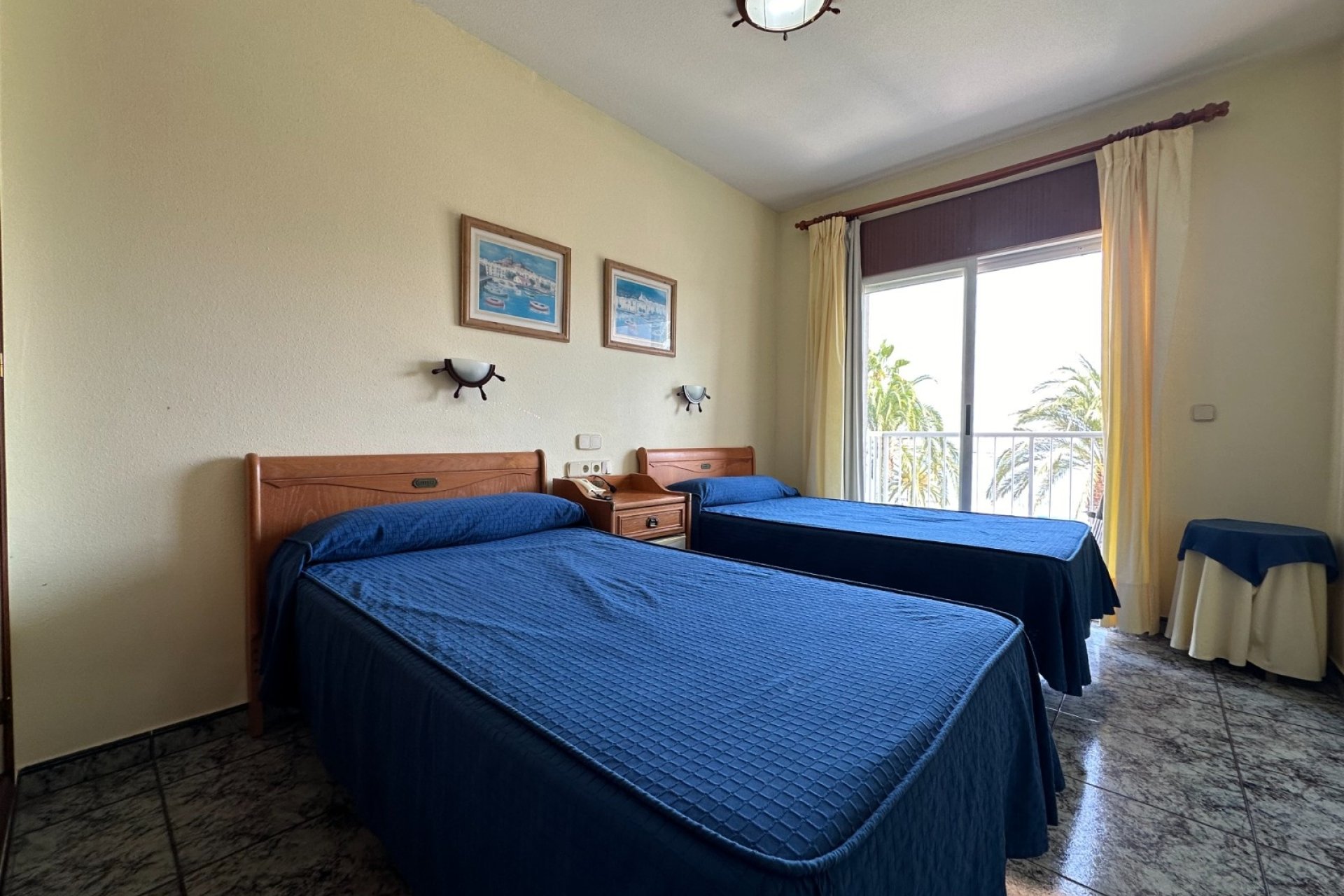 Resale - Commercial -
San Javier