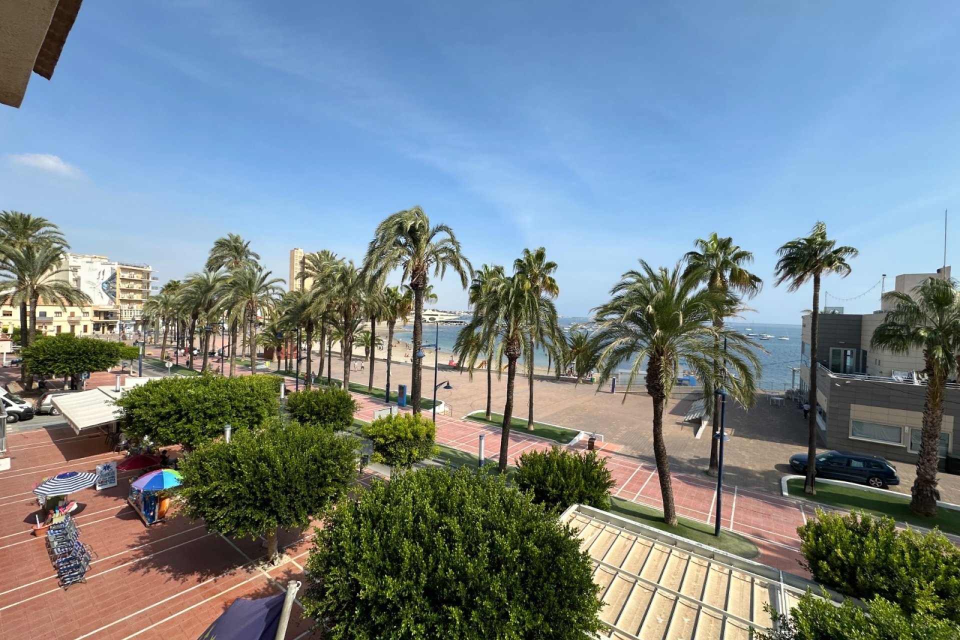 Resale - Commercial -
San Javier