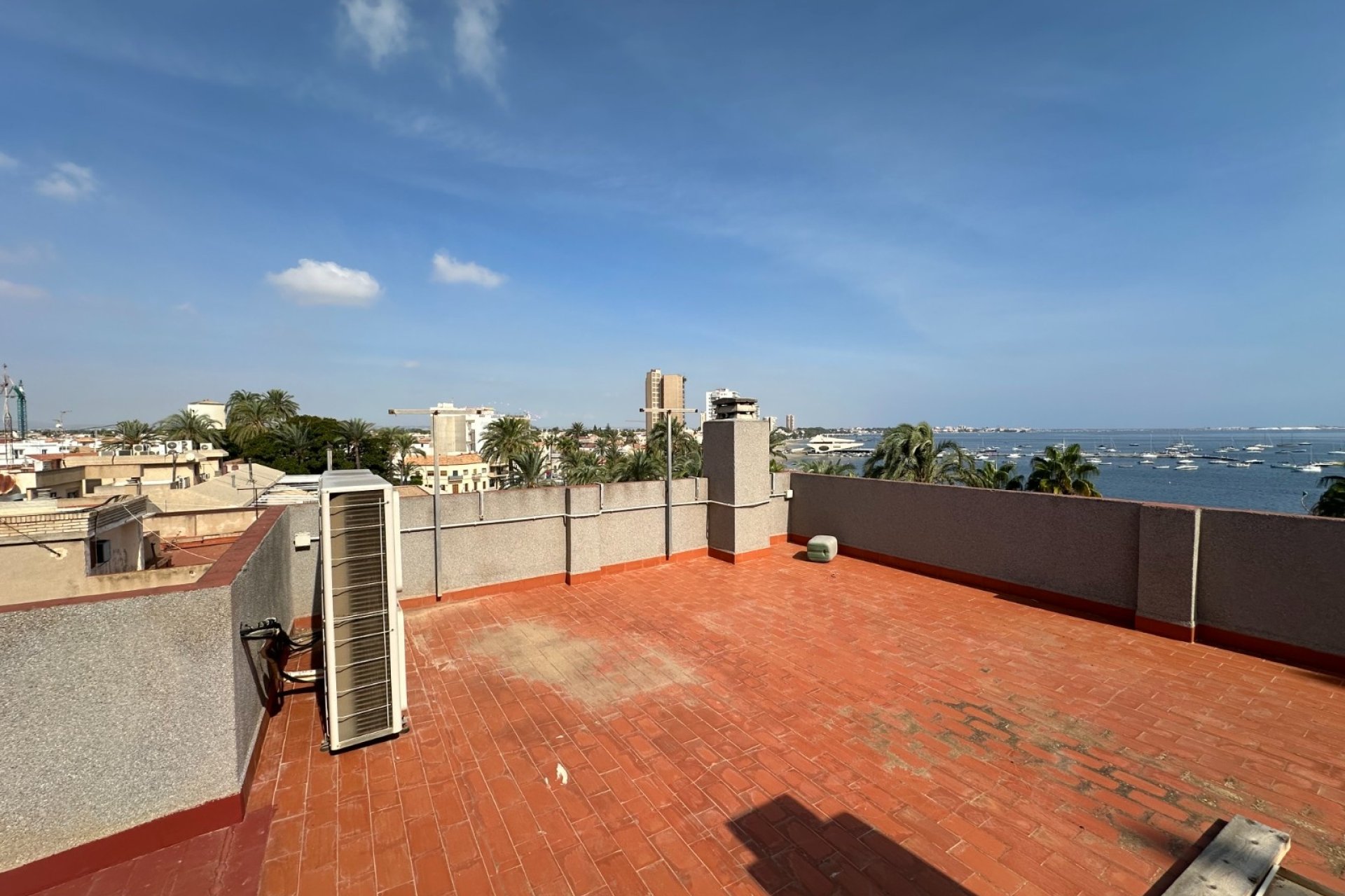 Resale - Commercial -
San Javier