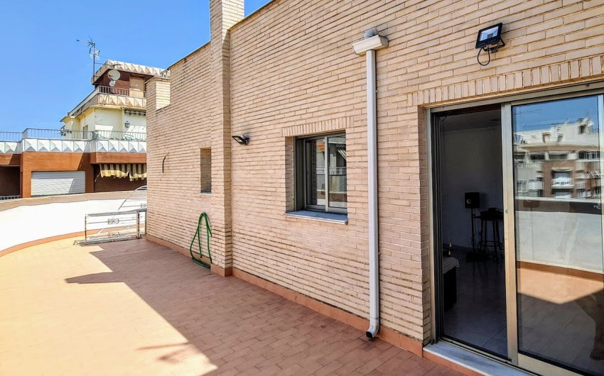 Resale - Commercial -
Torrevieja - Center