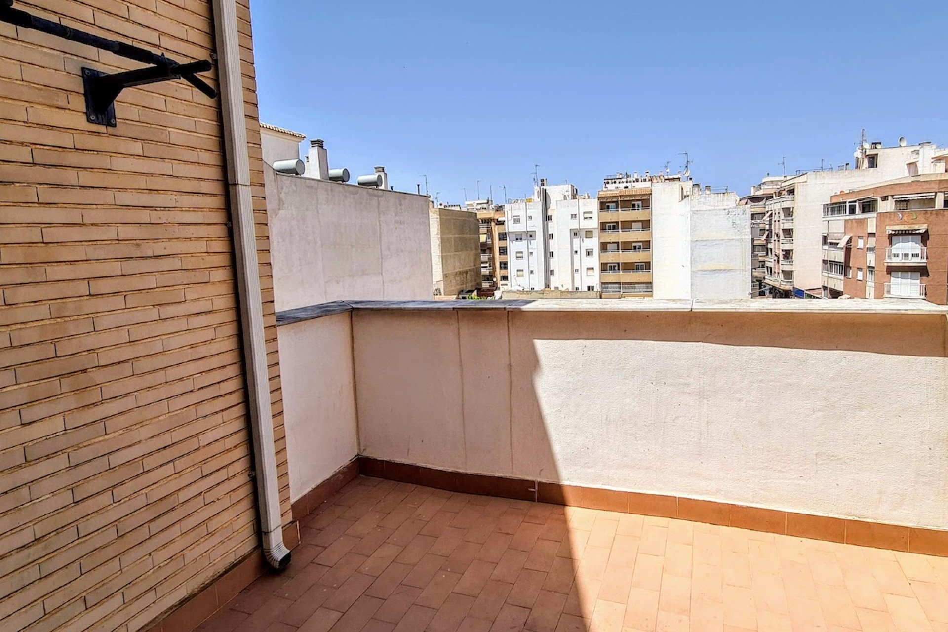 Resale - Commercial -
Torrevieja - Center