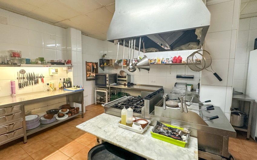 Resale - Commercial -
Torrevieja - Nueva Torrevieja