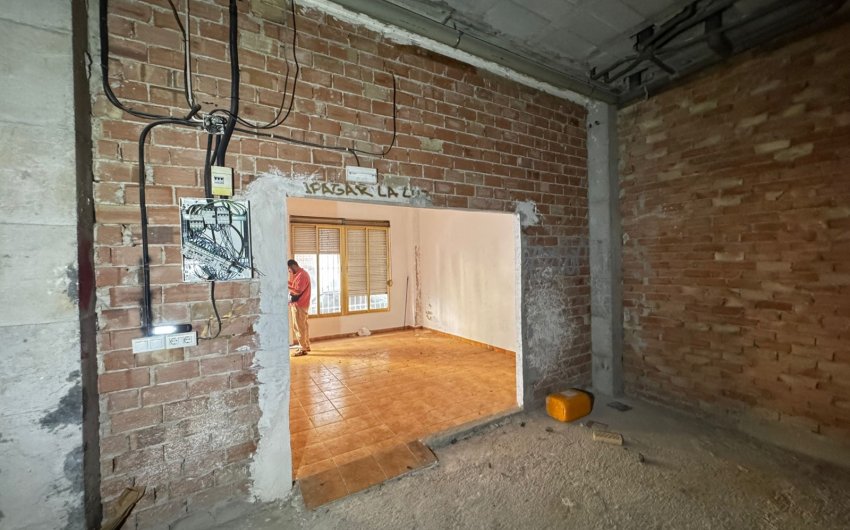 Resale - Commercial -
Torrevieja - Playa de los Locos