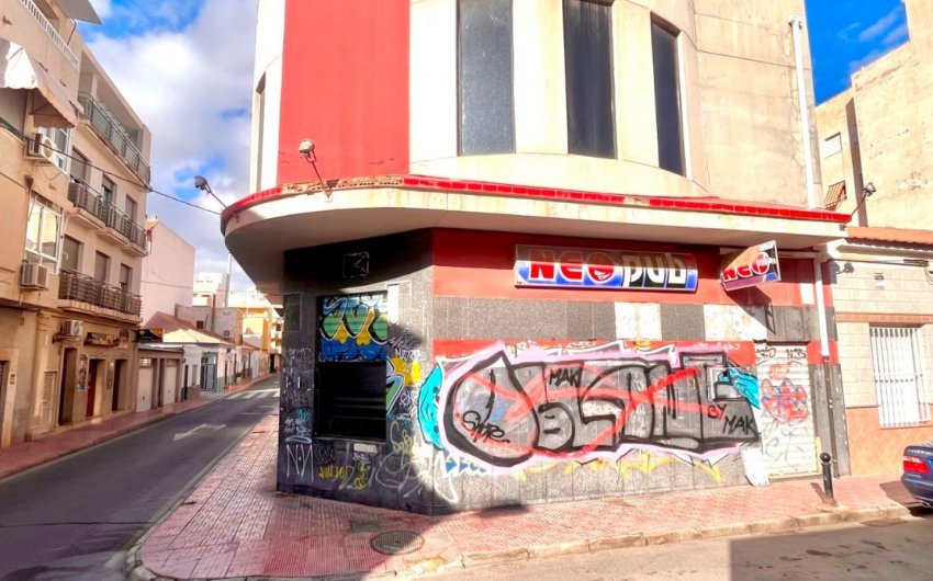 Resale - Commercial -
Torrevieja - Playa del Cura