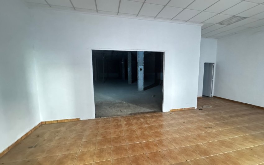 Resale - Commercial -
Torrevieja - Playa Los Locos