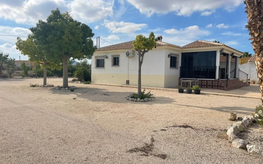 Resale - Country House -
Abanilla