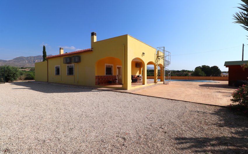 Resale - Country House -
Albatera - Albatera - Country