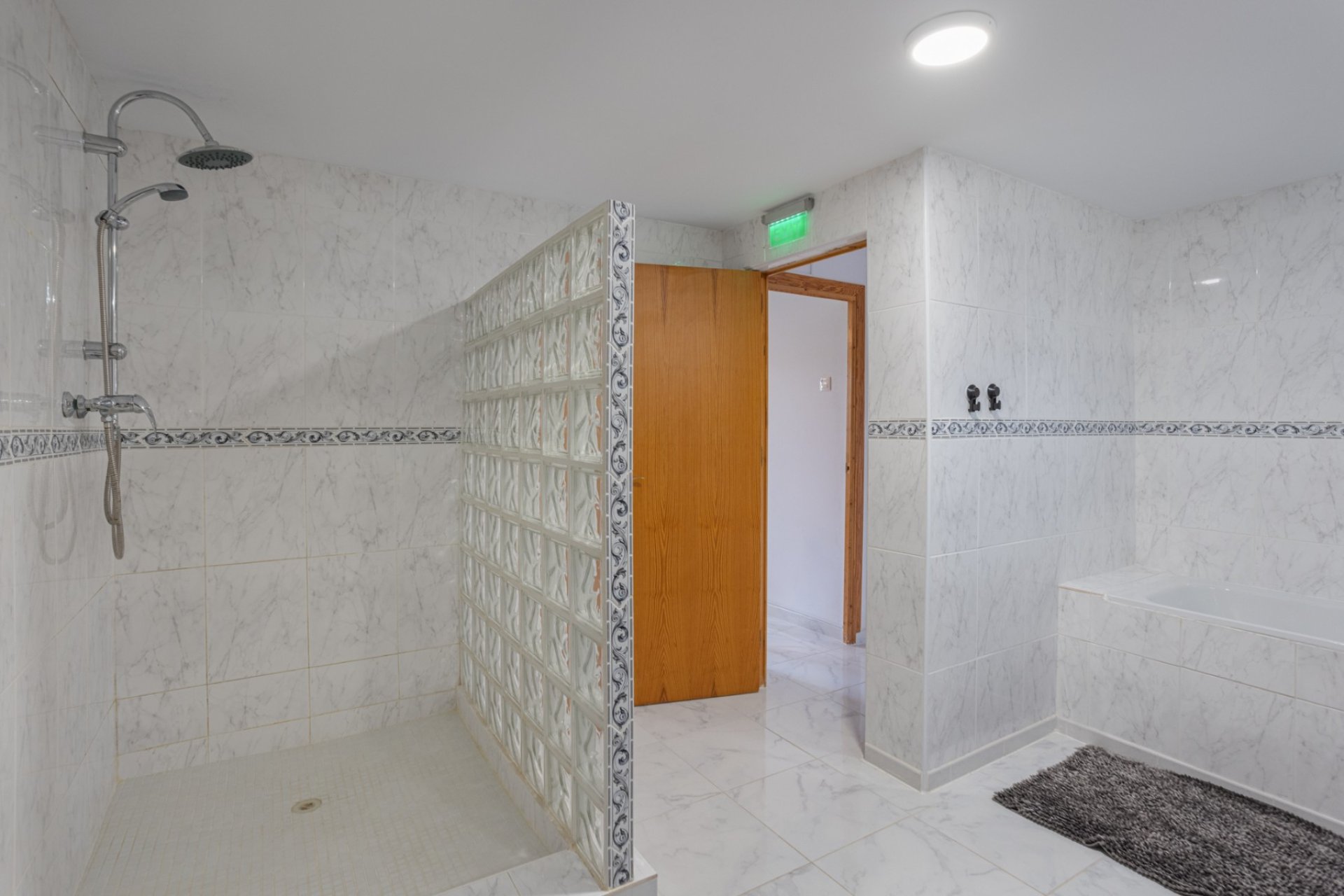 Resale - Country House -
Albatera