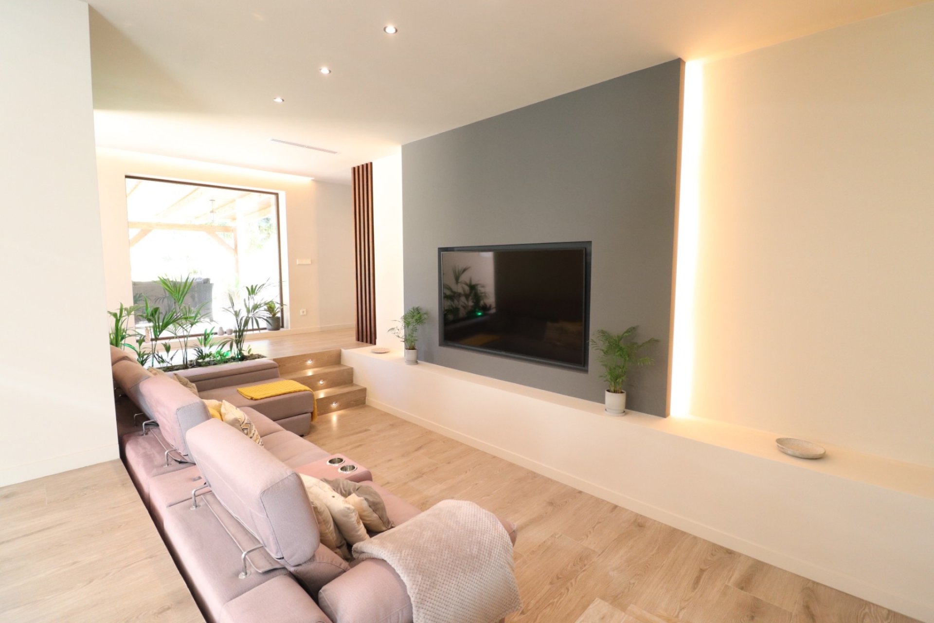 Resale - Country House -
Aspe