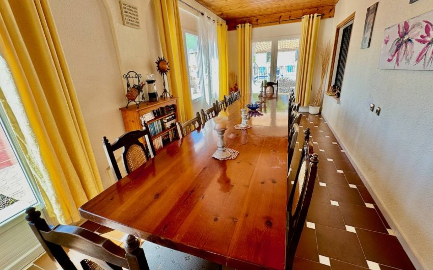 Resale - Country House -
Castalla