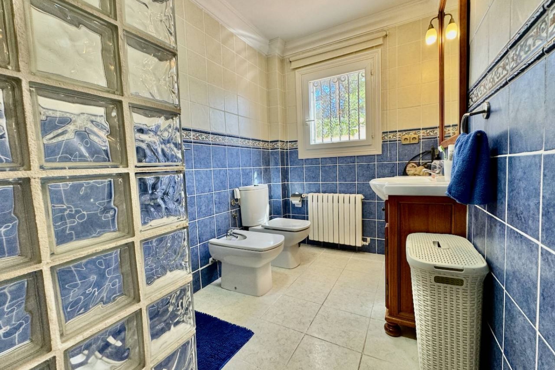 Resale - Country House -
Castalla