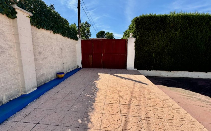 Resale - Country House -
Castalla